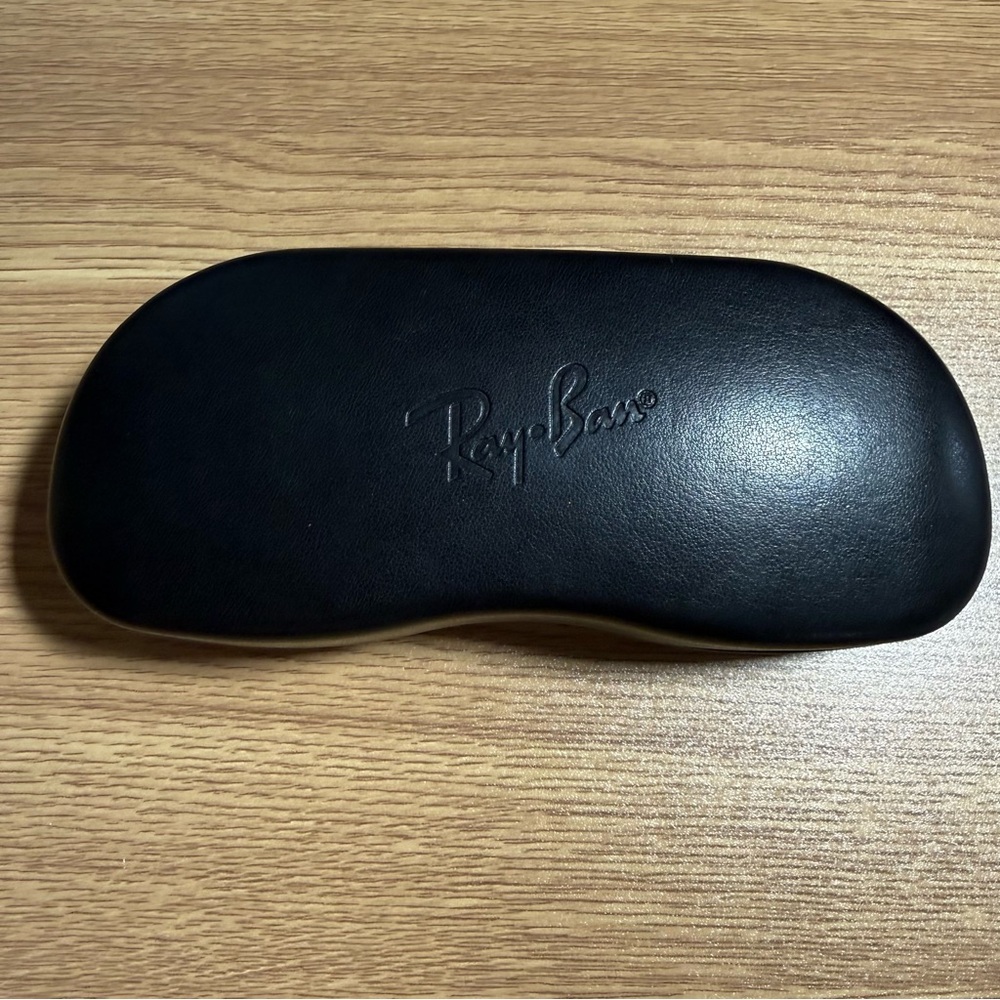 Ray-Ban Black Classic Clam Shell Style Glasses Case